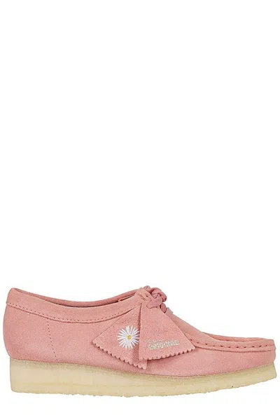 Clarks Wallabee In Pink