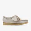 Clarks Wallabee In White
