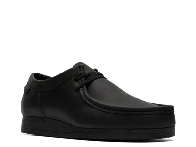 Clarks Wallaston Low Chukka Boot In Black