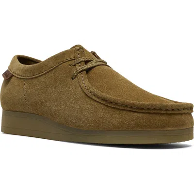 Clarks ® Wallaston Low Chukka Boot In Green