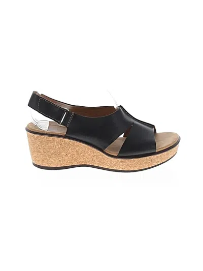 Pre-owned Clarks Wedges In Black