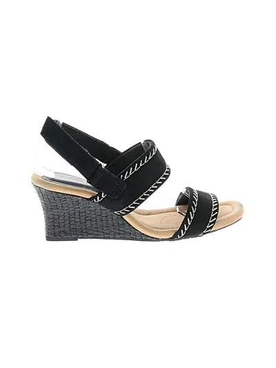 Pre-owned Clarks Wedges In Black