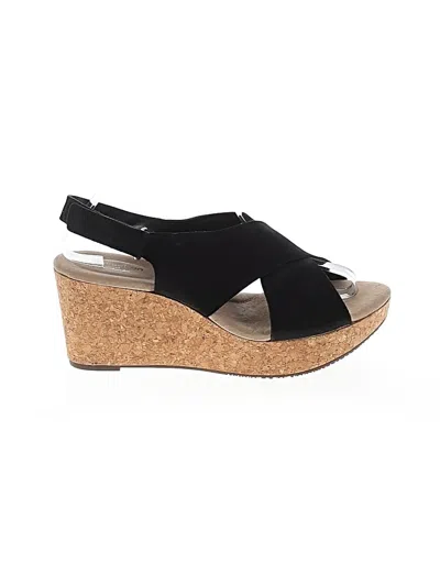 Pre-owned Clarks Wedges In Black