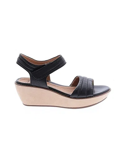 Pre-owned Clarks Wedges In Black