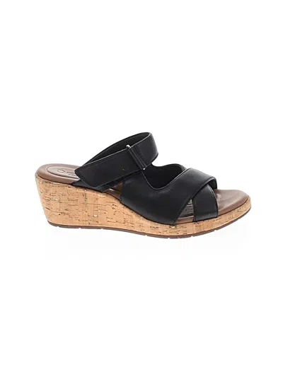 Pre-owned Clarks Wedges In Black