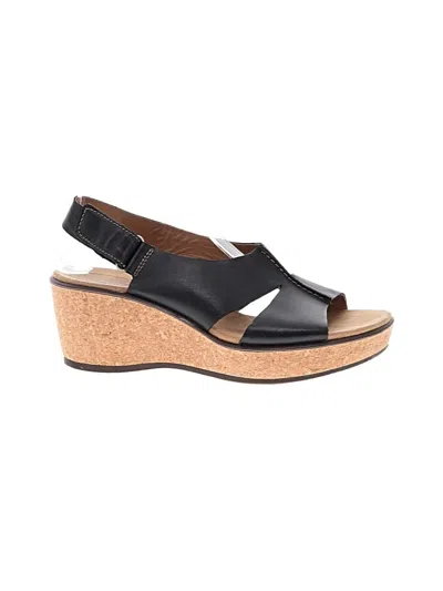 Pre-owned Clarks Wedges In Black