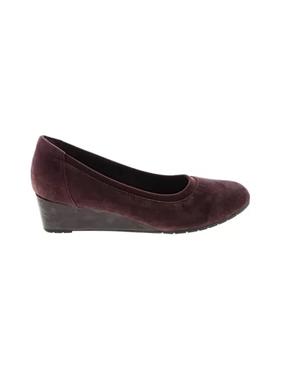 Pre-owned Clarks Wedges In Burgundy