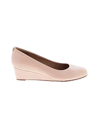Pre-owned Clarks Wedges In Tan