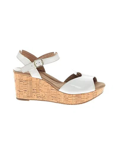 Pre-owned Clarks Wedges In White