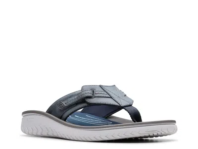 Clarks Wesley Flip Flop In Blue