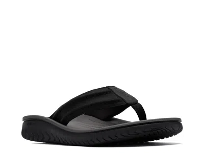 Clarks Wesley Surf Flip Flop In Black