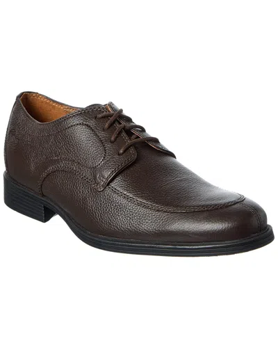 Clarks Whiddon Apron Leather Oxford In Brown