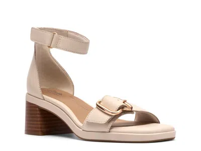 Clarks Wide Width Jaylan Dream Sandal In White
