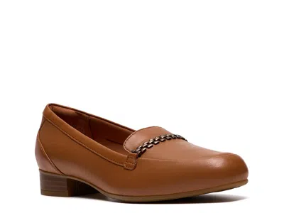 Clarks Wide Width Juliet Mia Loafer In Brown