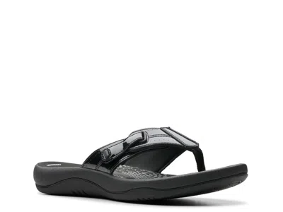 Clarks Wide Width Sunmaze Loop Sandal In Black