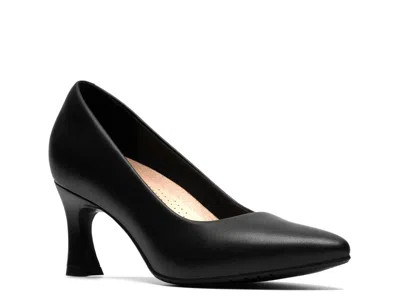 Clarks Wide Width Tammitha Eve Pump In Black
