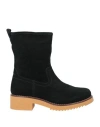 Clarks Woman Ankle Boots Black Size 7.5 Leather