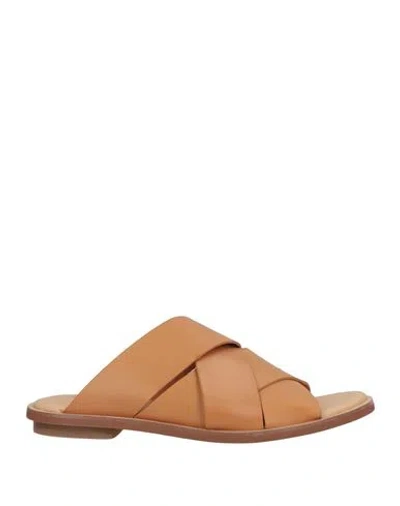 Clarks Woman Sandals Camel Size 6.5 Leather In Beige