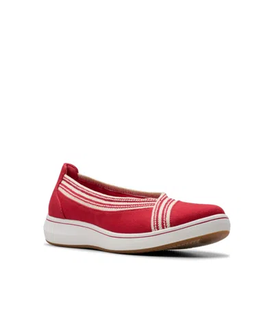 Clarks Women's Cloud Steppers Breeze Sky Air Closed Toe Shoes In Red Textile