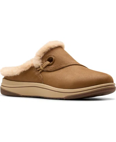 Clarks Women's Cloudsteppers Breeze Myth Round Toe Mules