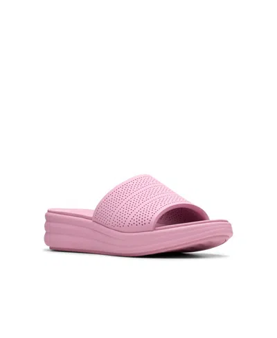 CLARKS WOMEN'S CLOUDSTEPPERS DRIFT TWIST SLIP-ON SANDALS