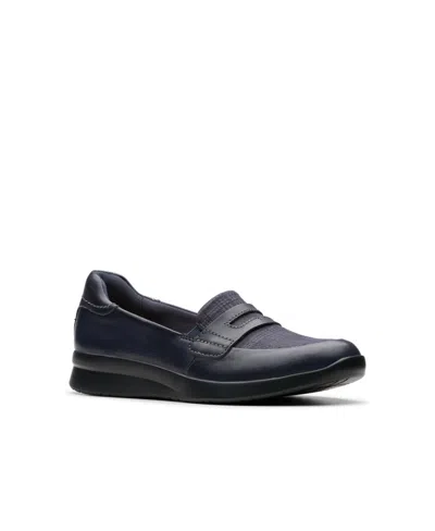 Clarks Women's Collection Ellowyn Penny Shoes In Navy Leather
