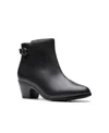 Clarks Emily 2 Belle In Black Leather