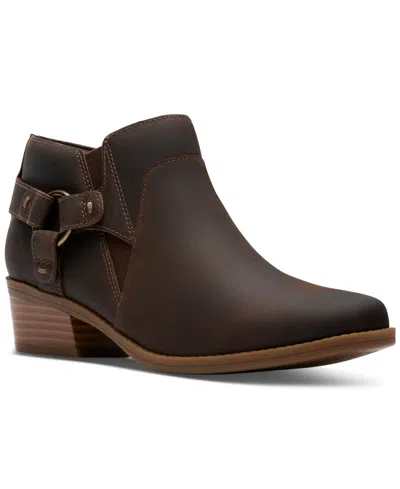 Clarks Women's Danyelle Gema Boots In Brown