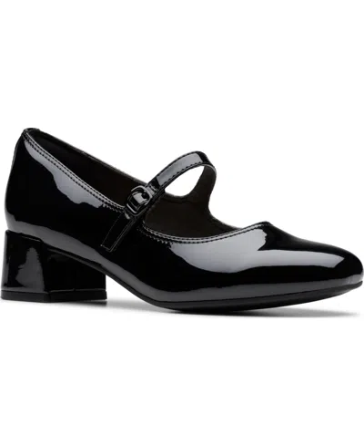 Clarks Women's Iridessa Rae Riptape Dress Pumps In Black