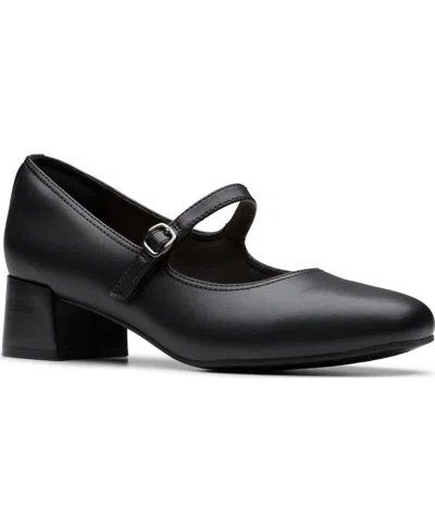 Clarks Women's Iridessa Rae Square Toe Pumps In Black
