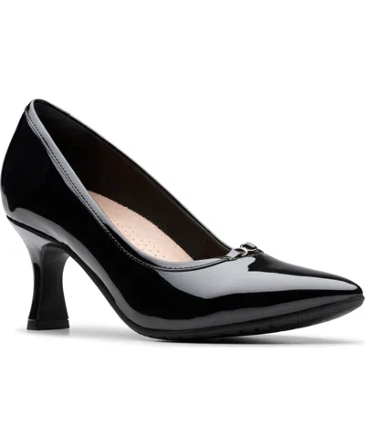Clarks Women's Kataleyna West Slip On Dress Pumps In Black