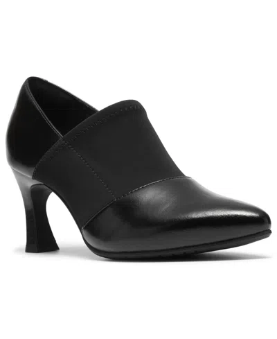 Clarks Women's Tammitha Sleek Pointed-toe Leather Pumps In Black Leather