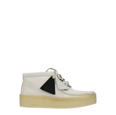 CLARKS CLARKS STIVALETTI WALLABEECUP DONNA CAMOSCIO BIANCO/BIANCO SPORCO