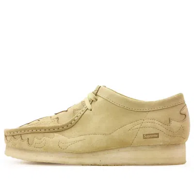 Clarks X Supreme Wallabee 'tan'