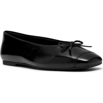 Clarksr Clarks(r) Befana Bow Leather Flat In Black Leather