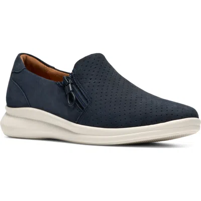 Clarksr Clarks(r) Lynell Sky Sneaker In Blue