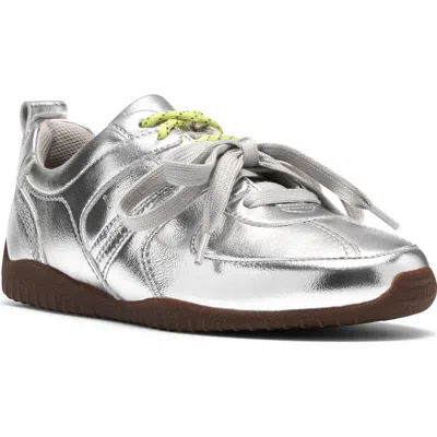 Clarksr Clarks(r) Meridor Lace Sneaker In Silver