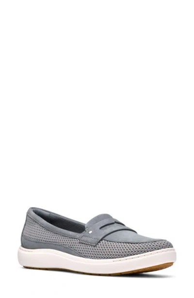 Clarksr Clarks(r) Nalle Glide Loafer In Gray