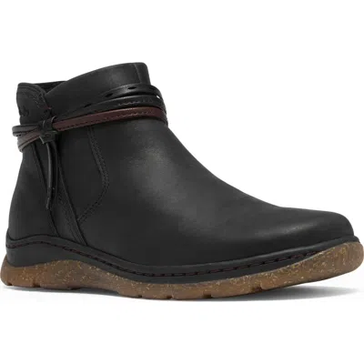 Clarksr Clarks(r) Orlene Roam Leather Bootie In Black Leather