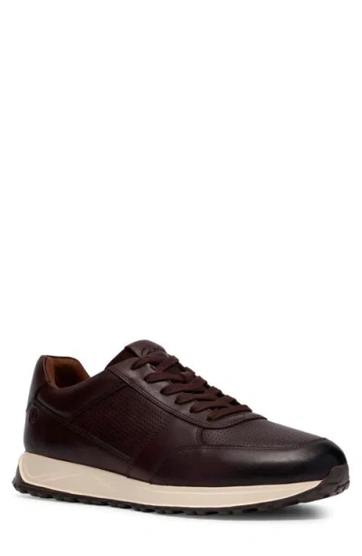 Clarksr Clarks(r) Radwell Lace-up Leather Sneaker In Brown