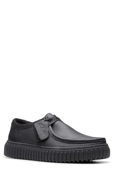 Clarksr Clarks(r) Torhill Lo Chukka Boot In Black