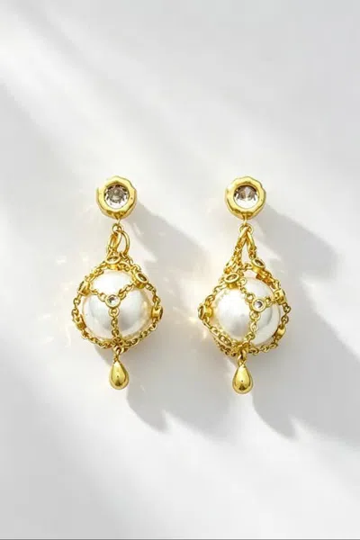 Classicharms Starlace Shell Pearl Dangle Earrings In Transparent