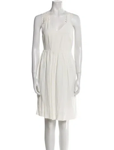 Pre-owned Claudie Pierlot V-neck Knee-length Dress In White