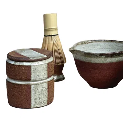 Clay And Limes Red / Neutrals Matcha Set In Rhodonite