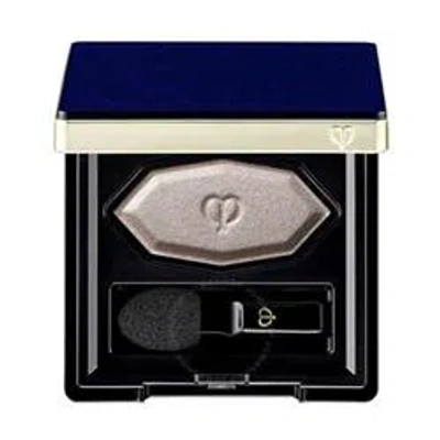 Clé De Peau Beauté Cle De Peau Beaute Mini Powder Eye Color - Solo Eye Shadow In Pale Beige