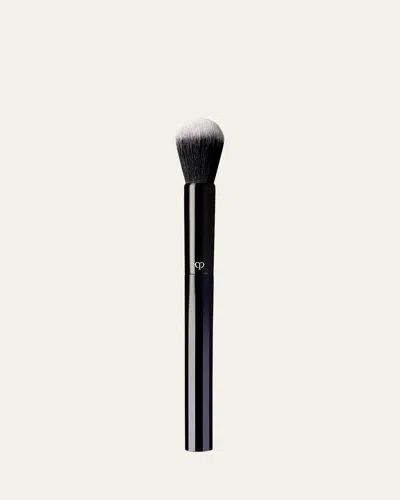 Clé De Peau Beauté Cle De Peau Beaute Brush (powder & Cream Blush) In Colorless