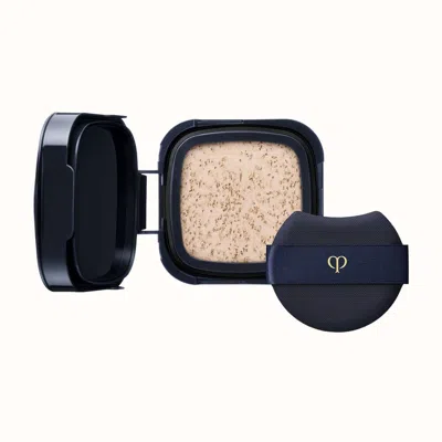 Clé De Peau Beauté Radiant Cushion Foundation Dewy