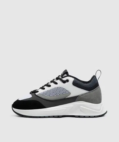 Cleens Essential Runner Sneaker In Graphite