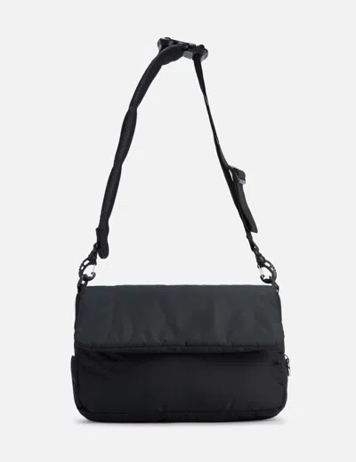 Clesste Padded Flap Holiday Bag