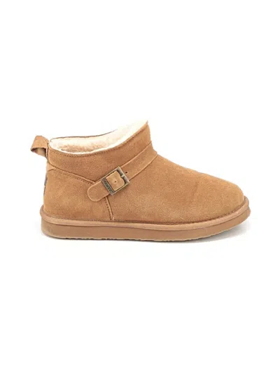 Pre-owned Cliffs By White Mountain Ankle Boots In Burgundy